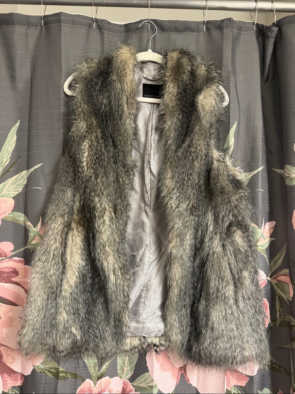 Banana Republic Gray Multi Faux Fur Vest